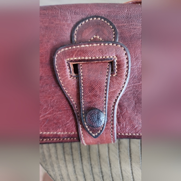Vintage Small Leather Purse - Picture 4 of 8